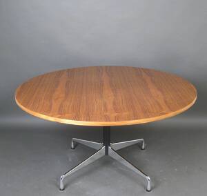 Charles Ray Eames, großer Esstisch Segmented Table in Teak von Vitra