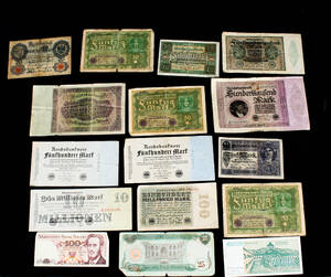 Samling sedlar och banknoter, merparten Tyskland 1920-tal, 38