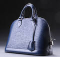 Louis Vuitton. Taske, model Alma,