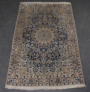 Persisk Nain 195x120.cm.