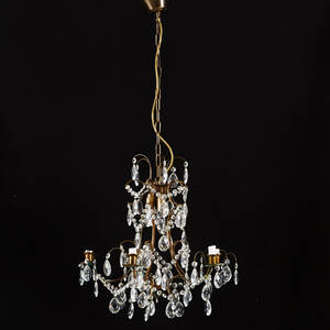 Ljuskrona med prismor