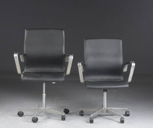 Arne Jacobsen. Et par Oxford stol, model 3271 2