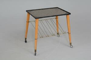 Sidobord med glasskiva