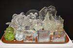 Parti glas figuriner bl a pukeberg