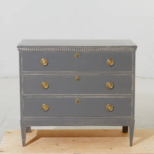 Byrå gustaviansk stil,