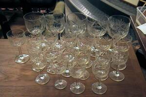 Glas på fot, Helaga