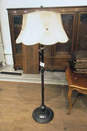 Golvlampa