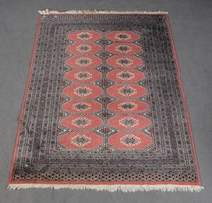 Teppich, Pakistan mit signatur