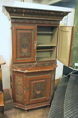 Skåp, O. 1800