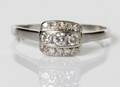 RING MED DIAMANTER
