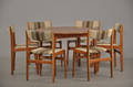 Rundt spisebord af teak med 6 stole, ca. 1960erne