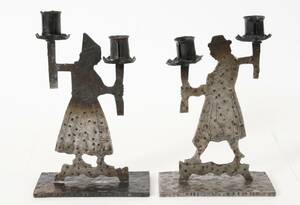Kandelabrar ett par i järn, 1900-tal