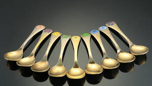 Georg Jensen. Årsskeer af forgyldt sterling sølv 9