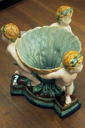 Jardinjär, Majolica