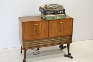 Radiomöbel