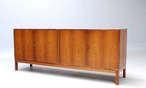 Dansk møbelproducent. Lav skænk i palisander