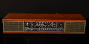Bang Olufsen. Beomaster 900, radio,