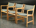 Hans J. Wegner. Tre armstole model model CH50, bøg 3