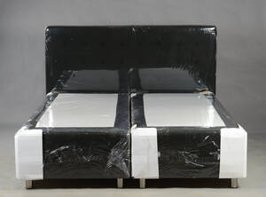 Dobbeltseng med gavl. 180x200cm. 