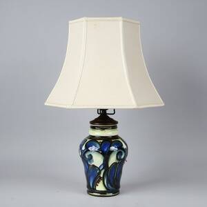 Bordslampa