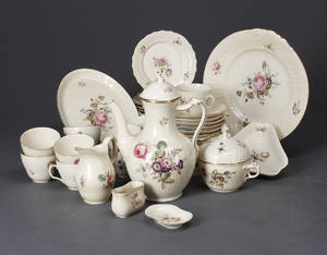 Kgl. Porcelæn. Frisenborg kaffeservice 32