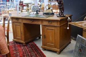 Skrivbord, 1900-talets första hälft