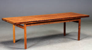 Dansk møbelproducent. Sofabord af palisander, ca. 1960erne