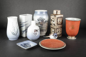 Royal Copenhagen. Samling vaser m.m. af porcelæn 9 Denne vare er sat til omsalg under nyt varenummer 4607309