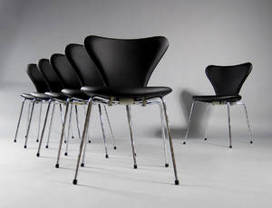 Arne Jacobsen. 7er stole 6