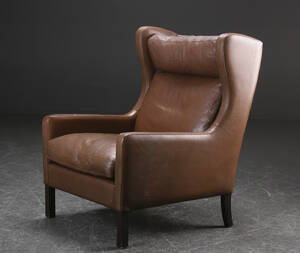 Øreklapstol, læder, dansk møbelproducent 