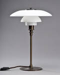 Poul Henningsen 1894-1967. Bordlampe