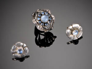 Georg Jensen. Ring og ørestikker med månesten 3