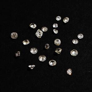 Diamanter oinfattade