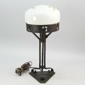 Bordslampa Strindbergsmodell