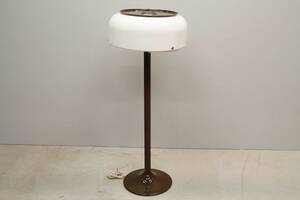 Golvlampa Atelje Lyktan