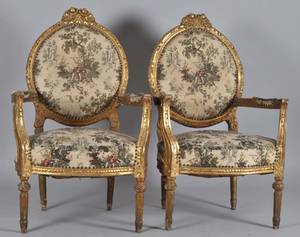 1 par karmstolar i Gustaviansk stil, tidigt 1900 tal 2