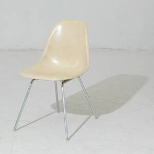 Design Ray  Charles Eames för Herman Miller