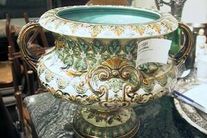 Prakturna, Majolica