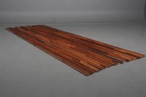 Hulkantslister a 310 cm. Udført i massivt Nyatoh. 26x26 mm. 24