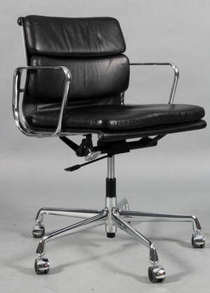 Charles Eames. Soft Pad kontorstol, model EA-217