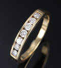 Brillantring af 18 kt. guld, i alt ca. 0.50 ct