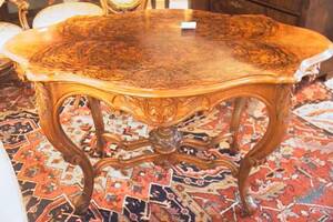 Salongsbord, nyrokoko