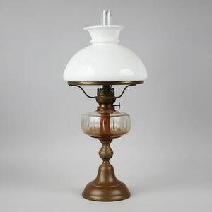 Bordsfotogenlampa