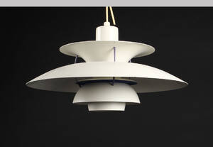 Poul Henningsen. PH-5 pendel, hvidlakeret