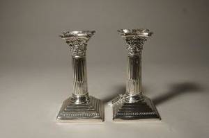 Kolonnljusstakar, ett par