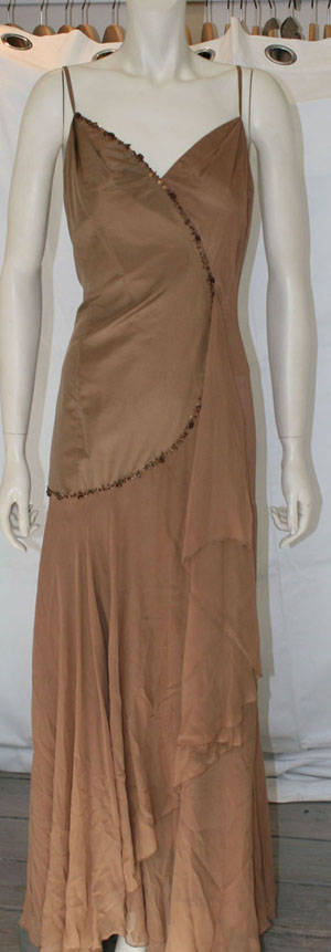 Renato Nucci Nougat silkekjole m. palietter og spaghettistropper, str. 40