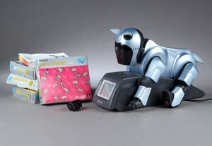 Sony, Aibo robothund med diverse applikationer