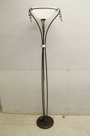 Golvlampa