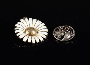 A. Michelsen, Marguerit broche m.fl., sølv og sterling sølv 2