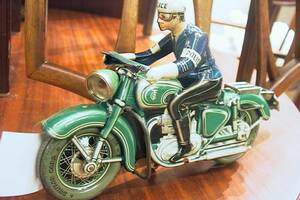 Leksak, mekanisk motorcykel
